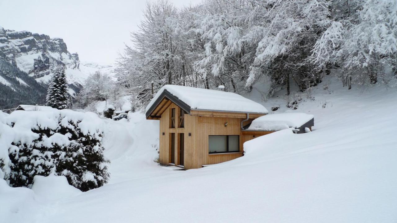 Chalet*** Au Pied D'Une Prairie Face A La Montagne Sixt Exterior foto